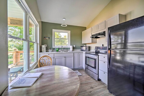 Cottage (2 Bedrooms) | Interior