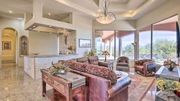 Villa (6 Bedrooms) | Interior