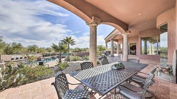 Villa (6 Bedrooms) | Interior