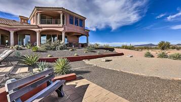 Villa (6 Bedrooms) | Interior