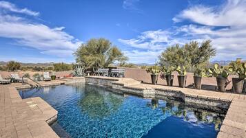 Villa (6 Bedrooms) | Interior