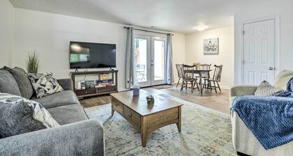 Walk to Dtwn & Breweries: Townhome in Cary!