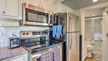 House (1 Bedroom) | Interior