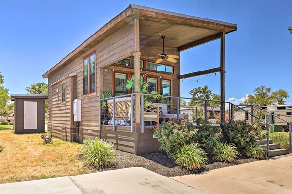 House (1 Bedroom) | Front of property