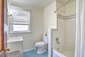 Ferienhaus (2 Bedrooms) | Badezimmer