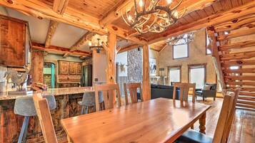 House (4 Bedrooms) | Bahagian dalam