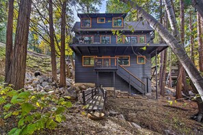 House (4 Bedrooms) | Interior - Pet-friendly Retreat w/ Game Room & Fire Pit! (Lake Arrowhead)