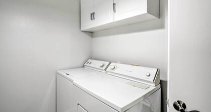 Bright Sunnyvale Condo w/ Community Pool!