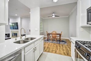 Apartment (1 Bedroom) | Interior