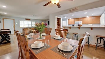 House (3 Bedrooms) | Dining