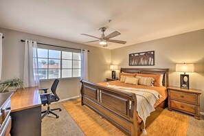 Apartment (2 Bedrooms) | Interior - Modern Scottsdale Condo ~ 10 Mi to Old Town! (Scottsdale)