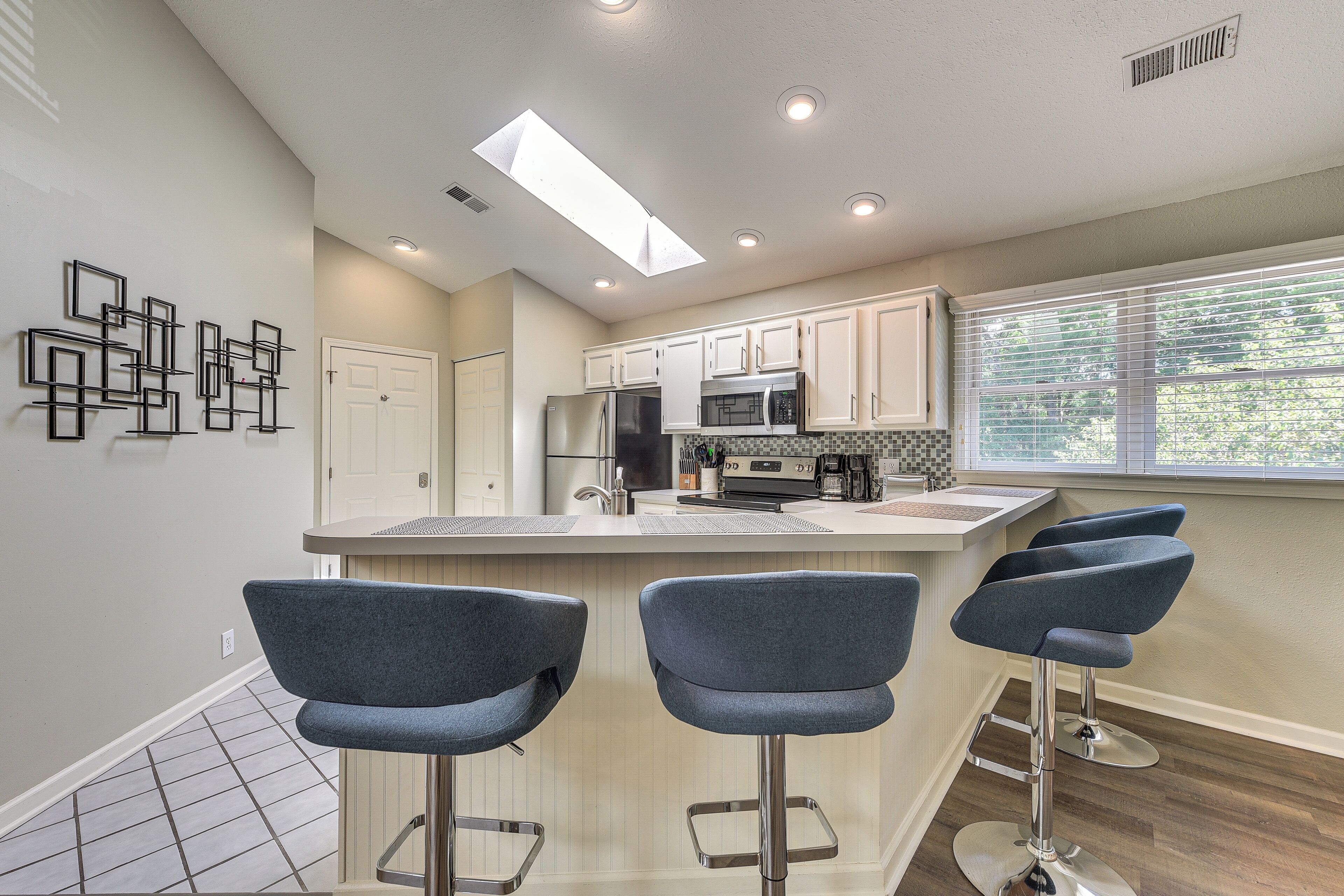 Apartment (1 Bedroom) | Interior