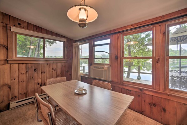 House (2 Bedrooms) | Interior - Riverfront Escape w/ Dock: 19 Mi to Saratoga! (Lake Luzerne)