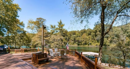 Riverfront Retreat w/ Fire Pit: Fish & Hike!
