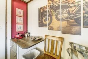 Apartment (1 Bedroom) | Interior