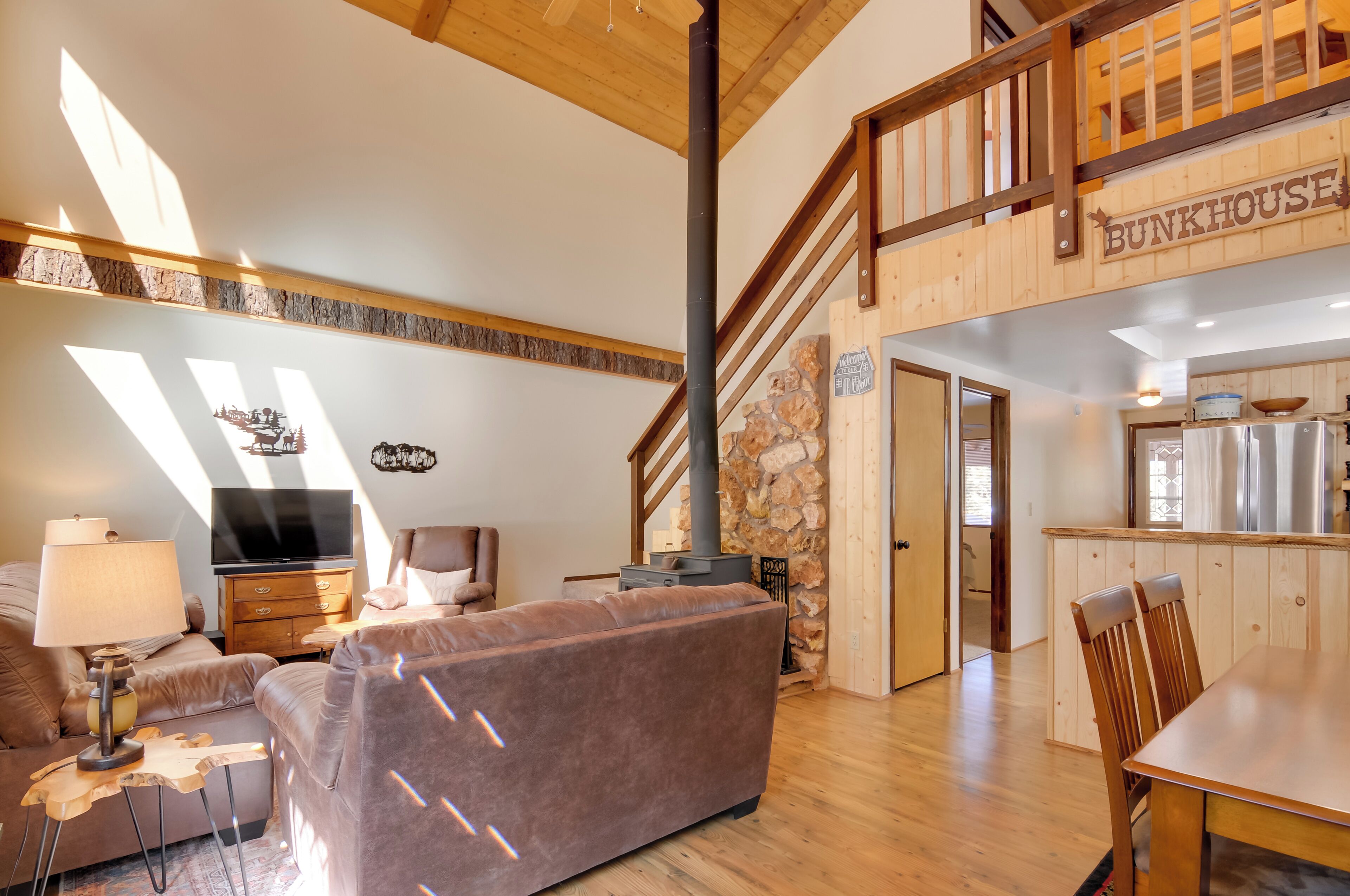 House (2 Bedrooms) | Interior