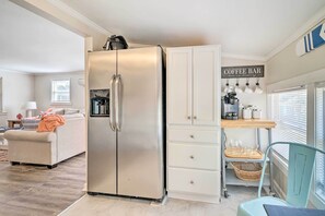 House (2 Bedrooms) | Interior - Duplex Unit < 2 Mi to Fishing & Beach Access (Oak Island)