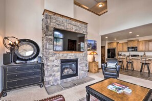 Apartment (3 Bedrooms) | Interior - Midway Golf & Adventure Hub, 17 Mi to Slopes! (Midway)