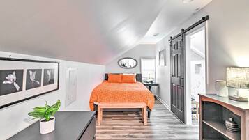 Apartment (0 Bedroom) | Interior