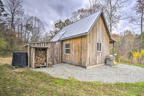 Secluded Patriot Escape - 50 Acres of Hiking!