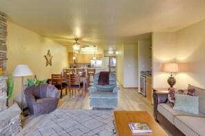 Apartment (2 Bedrooms) | Front of property