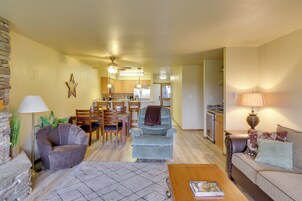 Apartment (2 Bedrooms) | Front of property