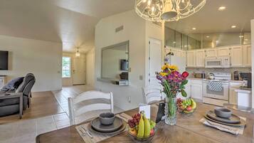 Hus (2 Bedrooms) | Interiör