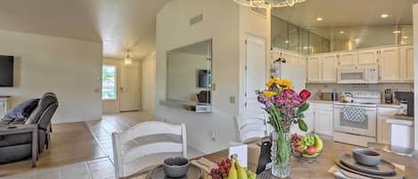 House (2 Bedrooms) | Interior