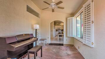 Casa (2 Bedrooms) | Interior