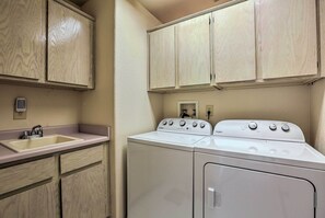 House (2 Bedrooms) | Interior - Saddlebrooke Home w/ Private Pool & Amenities (Saddlebrooke)