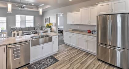 Idyllic Kingman Retreat With Yard - Near Hiking