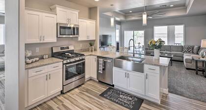 Idyllic Kingman Retreat With Yard - Near Hiking