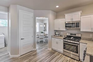 單棟房屋 (2 Bedrooms) | 內部