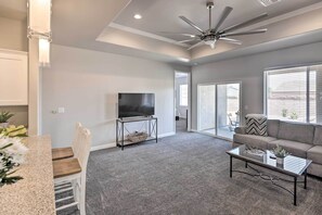 Casa (2 Bedrooms) | Interior