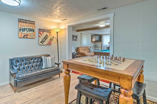 Caldwell House w/ Grill ~ 1 Mi to Downtown!