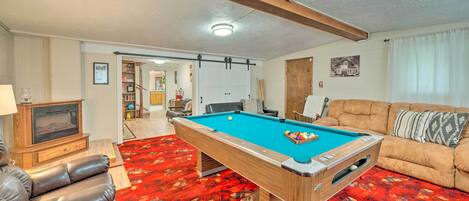 House (4 Bedrooms) | Front of property