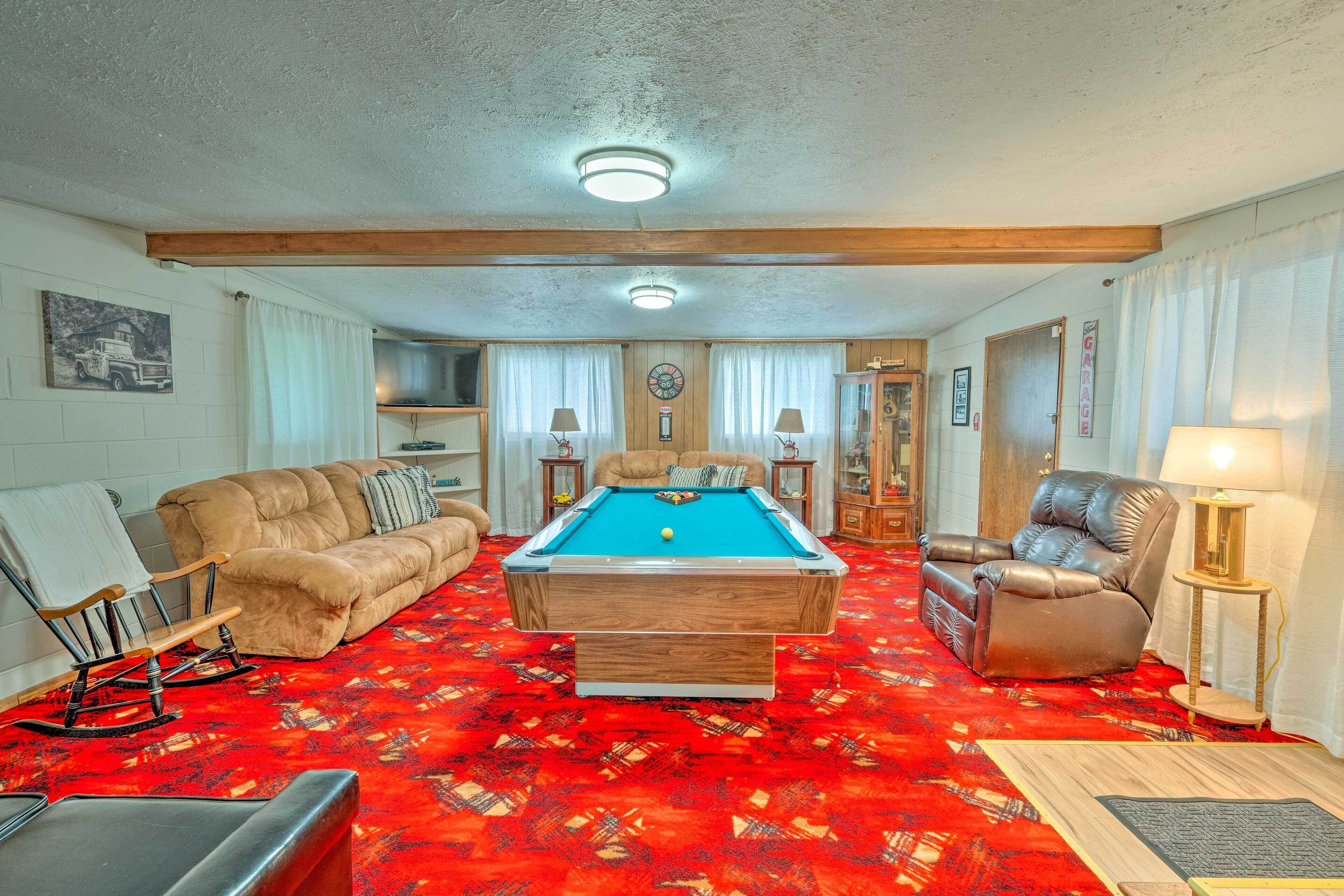 House (4 Bedrooms) | Interior