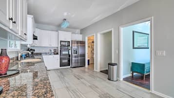 Nhà (4 Bedrooms) | Nội thất