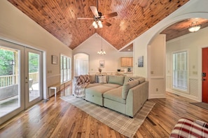 House (3 Bedrooms) | Interior - Bring Your Dog: Blue Ridge Mountain Sanctuary! (Banner Elk)