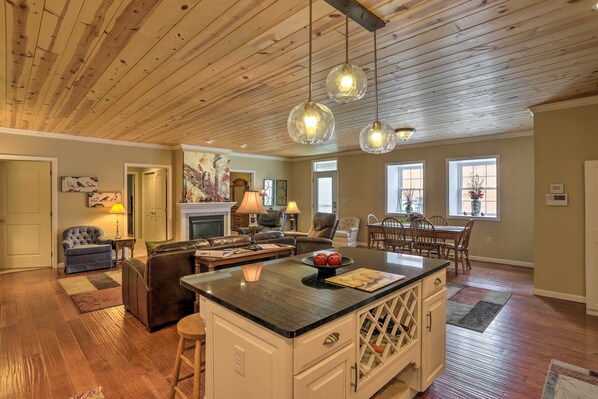 Cottage (2 Bedrooms) | Interior