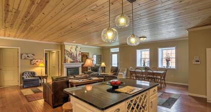 Cheerful Tiffin Digs in the Heart of Downtown