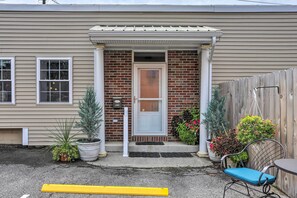 Cottage (2 Bedrooms) | Interior