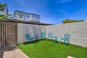 Interior - Scottsdale Townhome w/ Pool Access, Near Old Town! (Scottsdale)