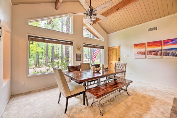 House (3 Bedrooms) | Interior