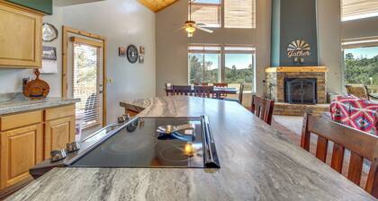 Secluded Show Low Home Near Hiking Trails!