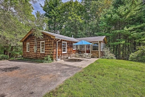 House (2 Bedrooms) | Interior - Near Hiking: Roaring Gap Retreat w/ Fire Pit! (Roaring Gap)