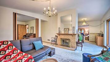 Rumah (5 Bedrooms) | Interior
