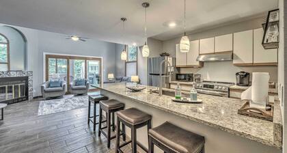 Dreamy, Family-friendly Cloudcroft Townhome!