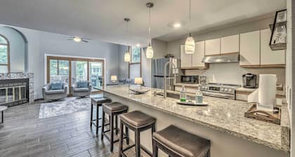 Dreamy, Family-friendly Cloudcroft Townhome!
