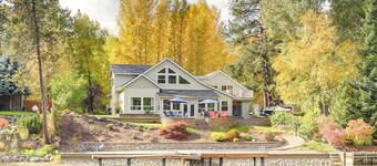 Expansive Waterfront Escape w/ Kayaks + Sups!